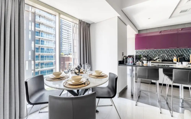 Iconic Marina Stay Cayan Tower 2BR