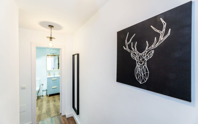 Trendy Central Apt With Small Parking And Terrace