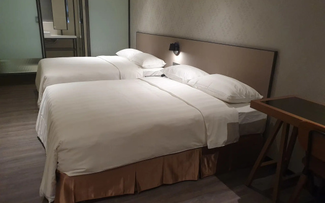 City Suites-Taoyuan Station