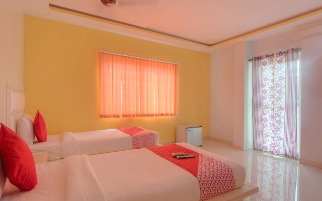 OYO 15965 Hotel Nandi Gateway