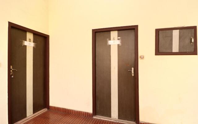 OYO 10605 Hotel Star INN