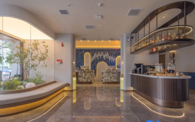 Wanfei International Hotel