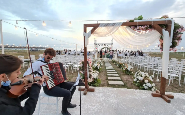 Sporköy Hotel & Beach Club