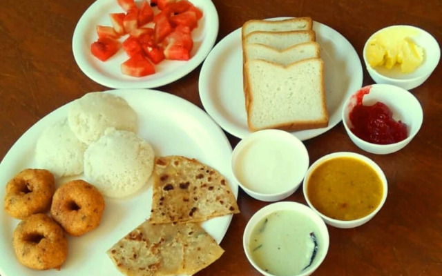 Hotel Pranav International