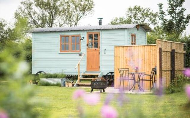 Morndyke Shepherds' Huts