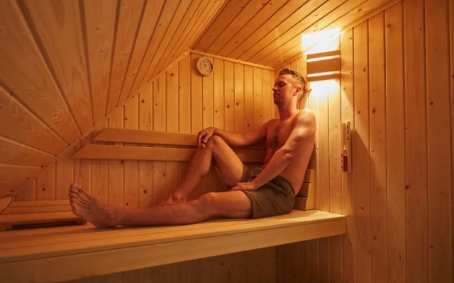 Nice Villa With Sauna and Bubble Bath in Limburg