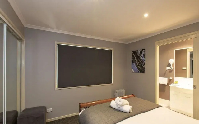 Acacia 2 - Luxurious Holiday Townhouse