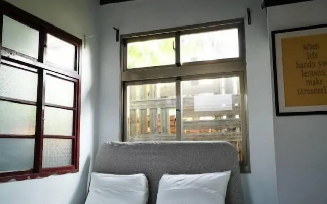 Yiyi Homestay