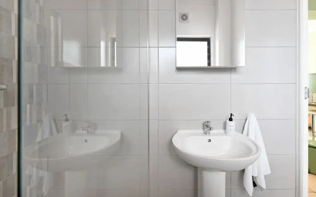 Stylish Sea Point Studio in Secure Complex Patio