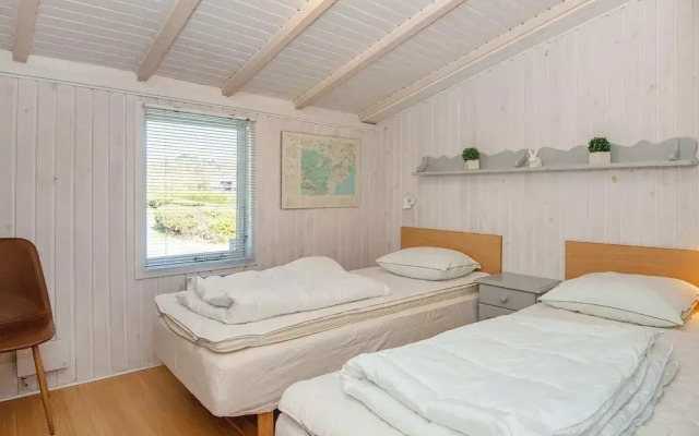 6 Person Holiday Home in Ebeltoft