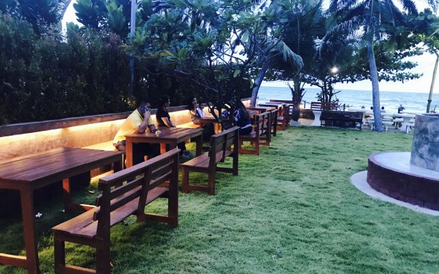 Fah Talay Resort
