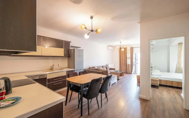 Tirent Apartment Komuna Parisit 2