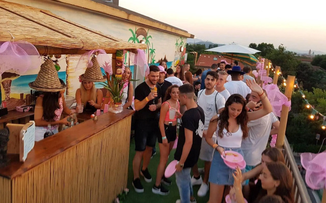 Jammin' Hostel & Bar