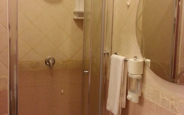 Rome City Inn