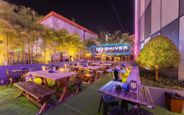 J Icon Hip Hotel