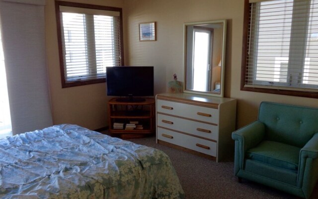 OC835 Brighton Place-2