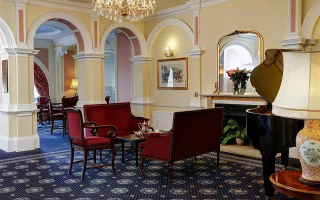 Royal Victoria Hotel