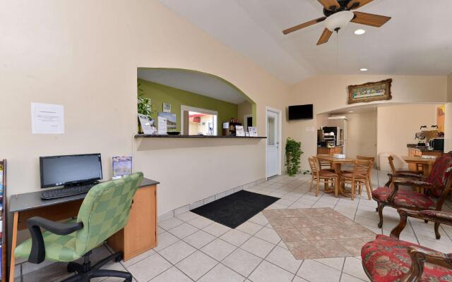 Red Roof Inn Buffalo, TX