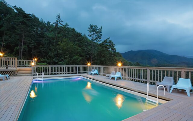 Yangpyeong Dabeu Pension