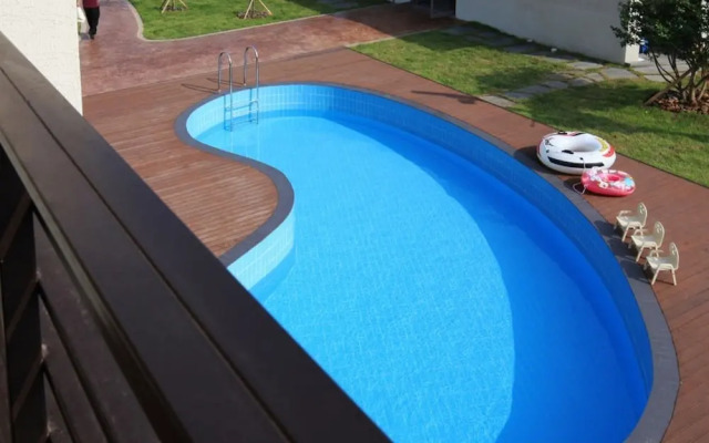 Seogwipo Commas And Resort