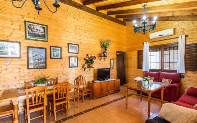 Casita de Madera Ardales by Ruralidays