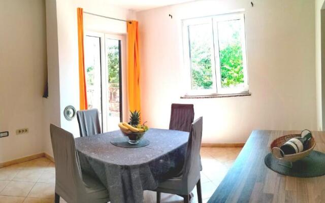 Cozy House with Pool near Rovinj