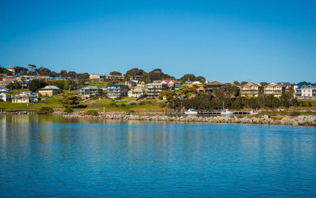 Pacific Pines Unit 6