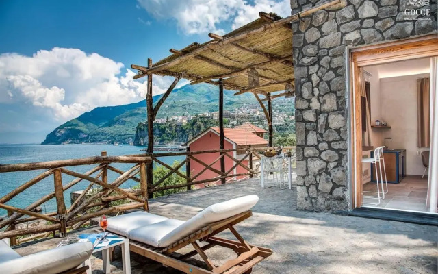 Villa Degli Dei - Private Waterfront Villa