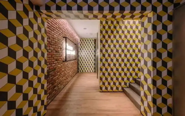 Mojo Nomad Central - Community - Hostel
