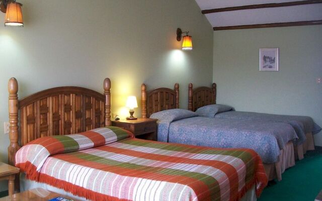 Hotel Cabanas El Porton