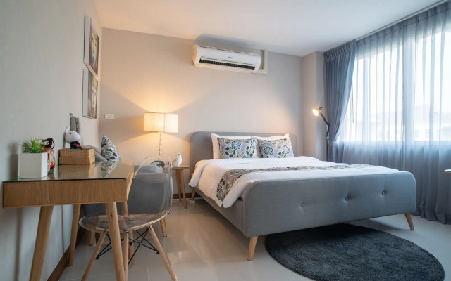 Chala Number 2 Art and Gallery House