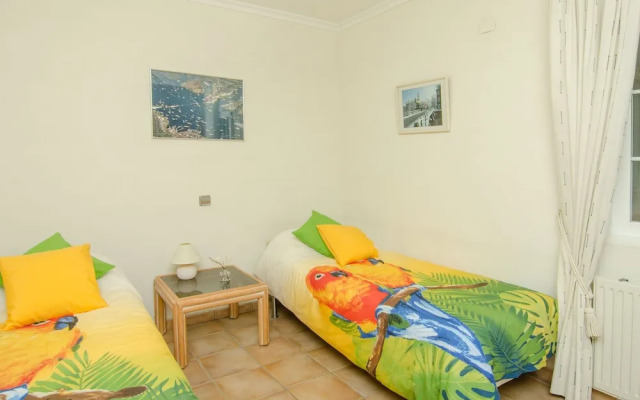 Sun-kissed Villa in Albir With Swimming Pool