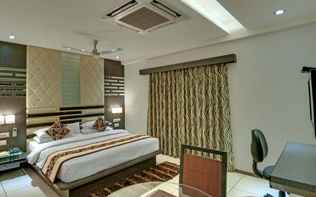 Pearl Hotel & Banquets