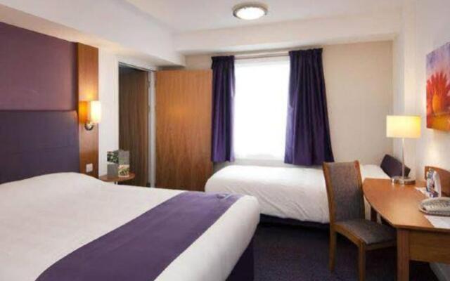 Premier Inn Exeter Countess Wear