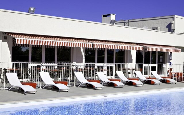 Sure Hotel Bordeaux Aeroport