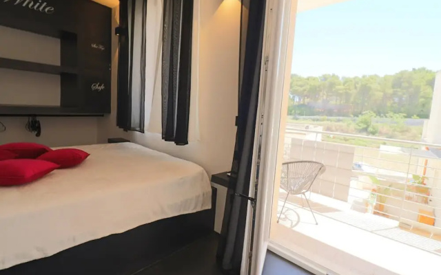 Black&white Otranto Suite