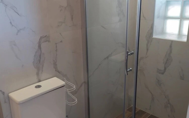 Anchors Aweigh 3-100 Sm Apartment Near The Sea