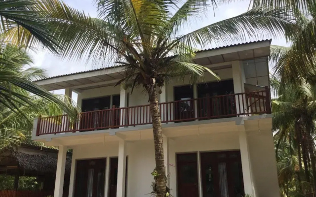 Sun Ray Beach Villa