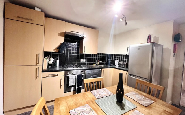 Eleora Executive 2-bed Apartment in Aberdeen