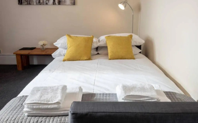 ☆Spacious Flat Close to University and City Centre