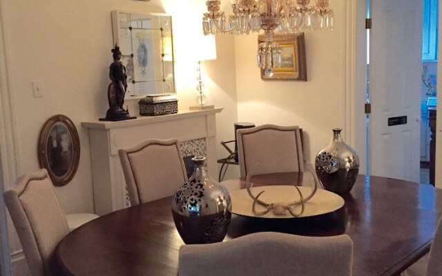 John Thomas Bed and Bath