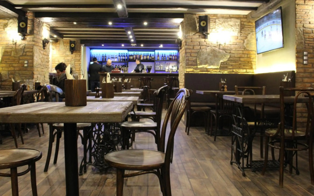 City Hotel Ring
