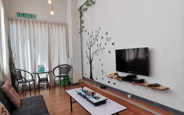 The Nest Hostel Semporna