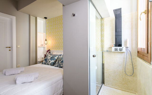 Candia Suites & Rooms