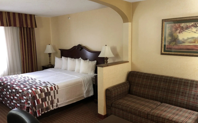 Red Roof Inn & Suites Chestertown