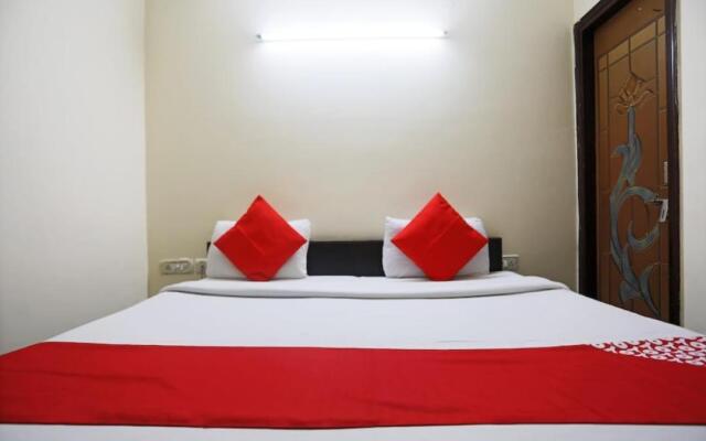 OYO 70142 Astar Hotel Inn