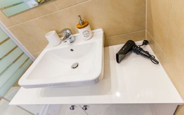 City Apartment by Stadthalle