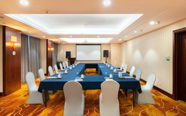 Tianjin Golden Ocean Hotel