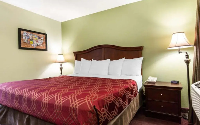 Econo Lodge at Thousand Hills