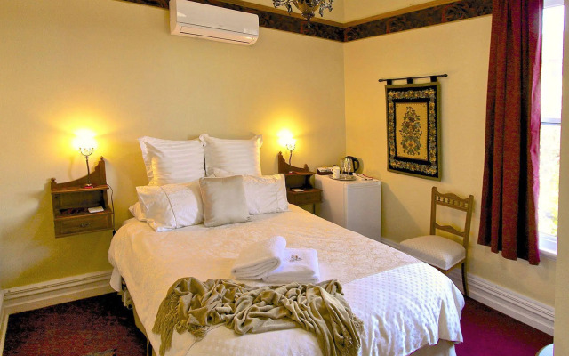 Bard House Bed & Breakfast